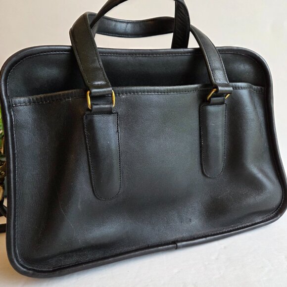 EUC & HTF Vintage Coach Skinny Flight Bag (#9706) in Black - Picture 3 of 13